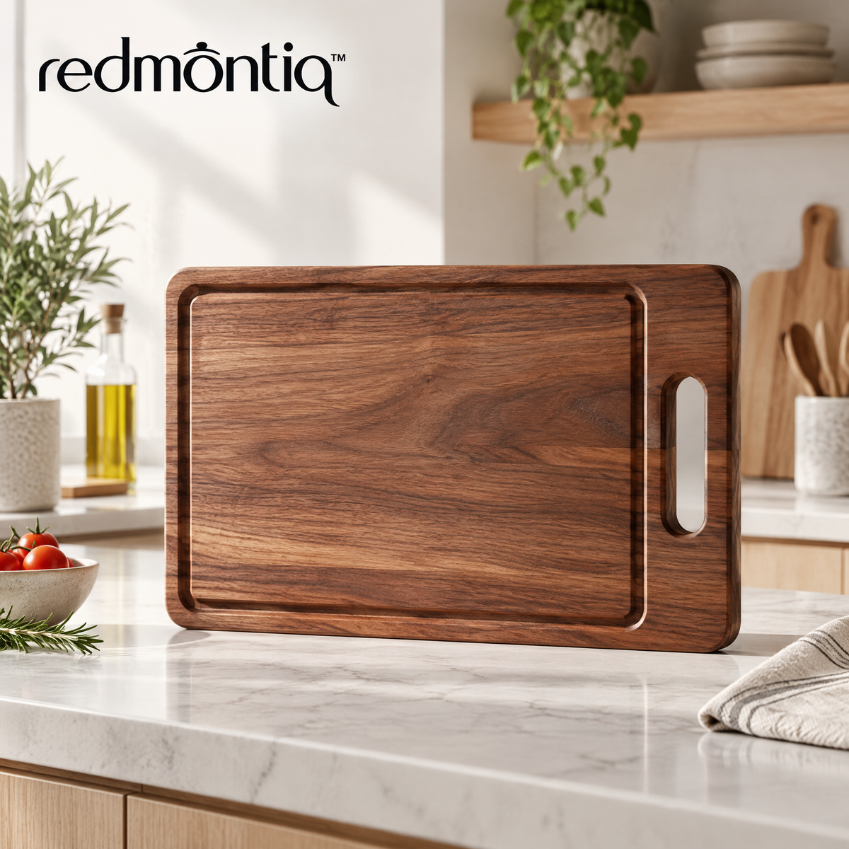 Redmontiq™ Wooden Cutting Board with Handle